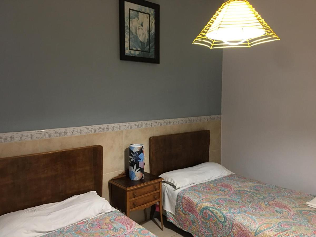 Hostal O Labrador Hotel O Hospital ภายนอก รูปภาพ