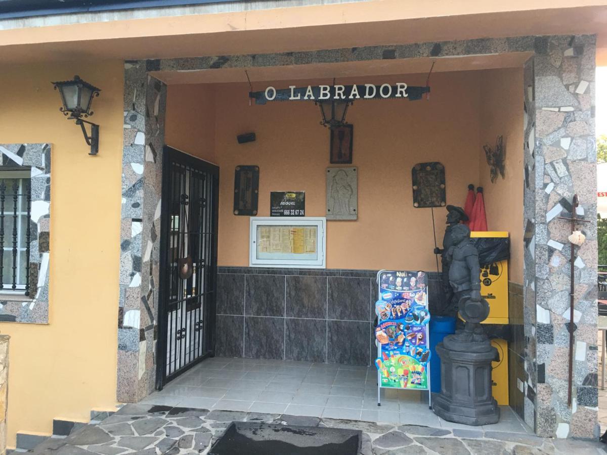 Hostal O Labrador Hotel O Hospital ภายนอก รูปภาพ