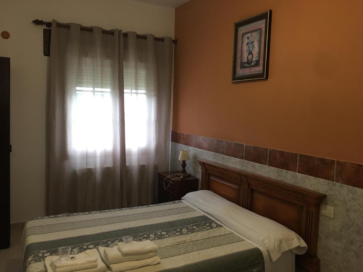 Hostal O Labrador Hotel O Hospital ภายนอก รูปภาพ