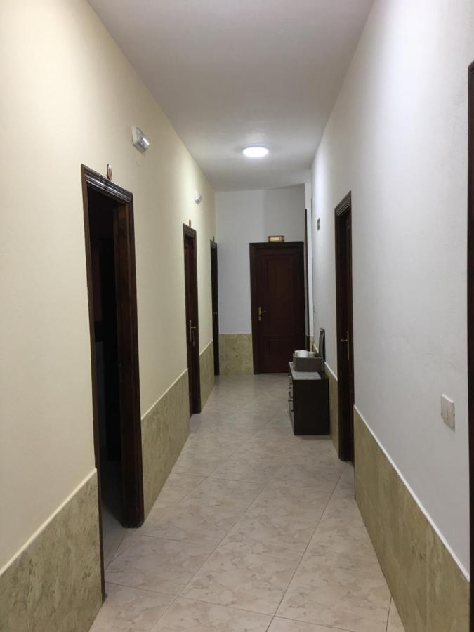 Hostal O Labrador Hotel O Hospital ภายนอก รูปภาพ