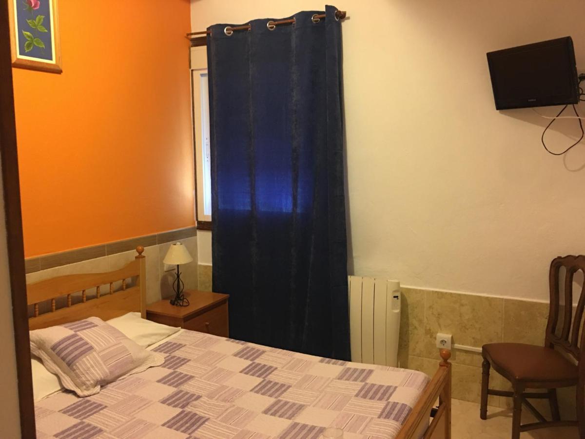 Hostal O Labrador Hotel O Hospital ภายนอก รูปภาพ