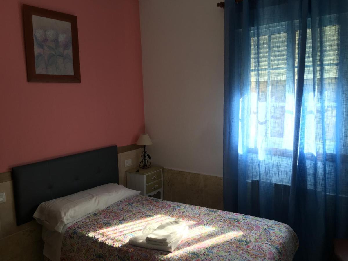Hostal O Labrador Hotel O Hospital ภายนอก รูปภาพ